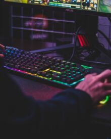 Resident Evil 4 Remake, COD Hardcore und Meet Your Maker: Games Update Jänner 2023