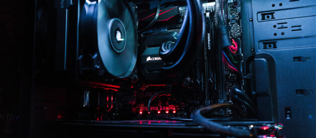 Du hast nicht viel Platz für dein Gaming-Setup? Schau dir mal diese Mini-Gaming-PCs an!