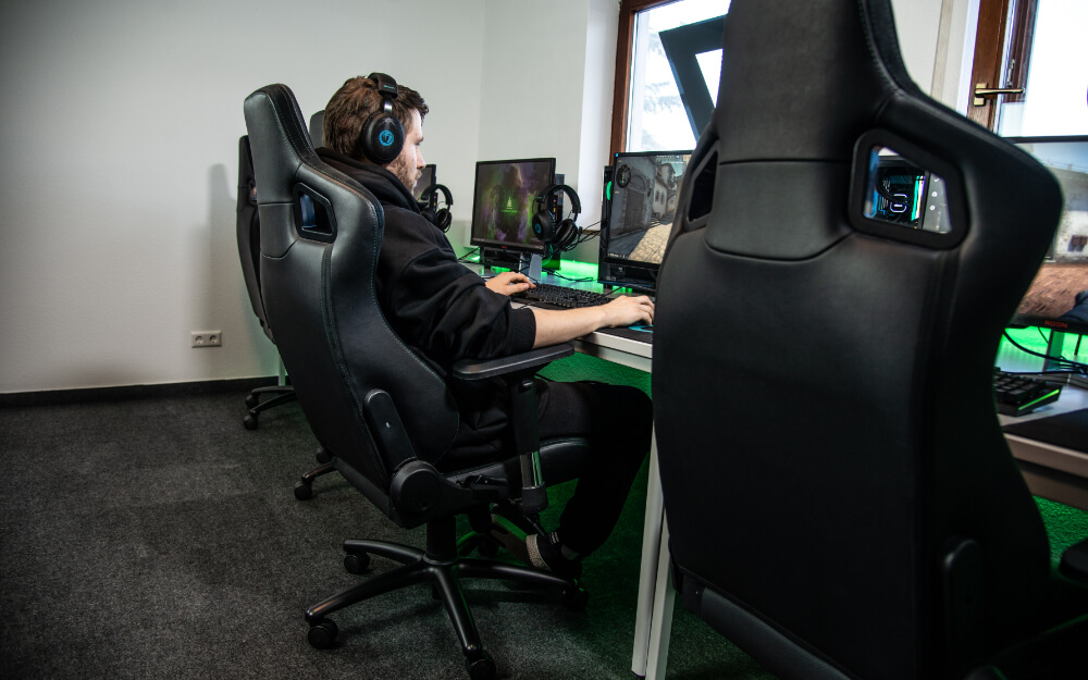 Gaming-Sessel - Gaming-Stuhl - Augen auf bei der Entscheidung