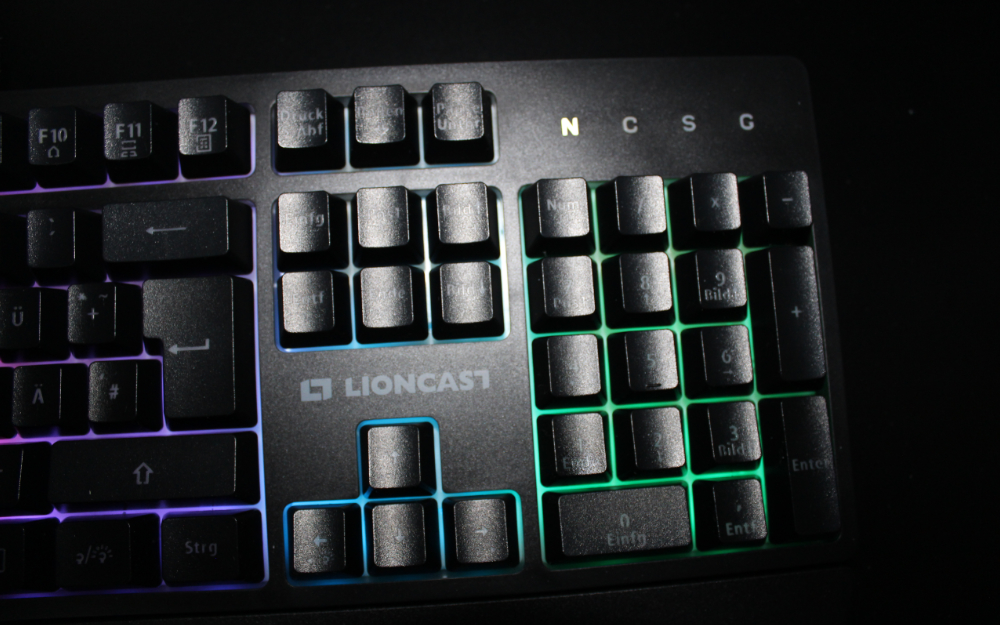 Lioncast LK100 RGB Gaming Tastatur